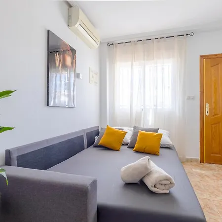 Apartment Luxury With Terrace, Pool & Wellness *