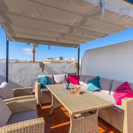 Apartment Luxury With Terrace, Pool & Wellness